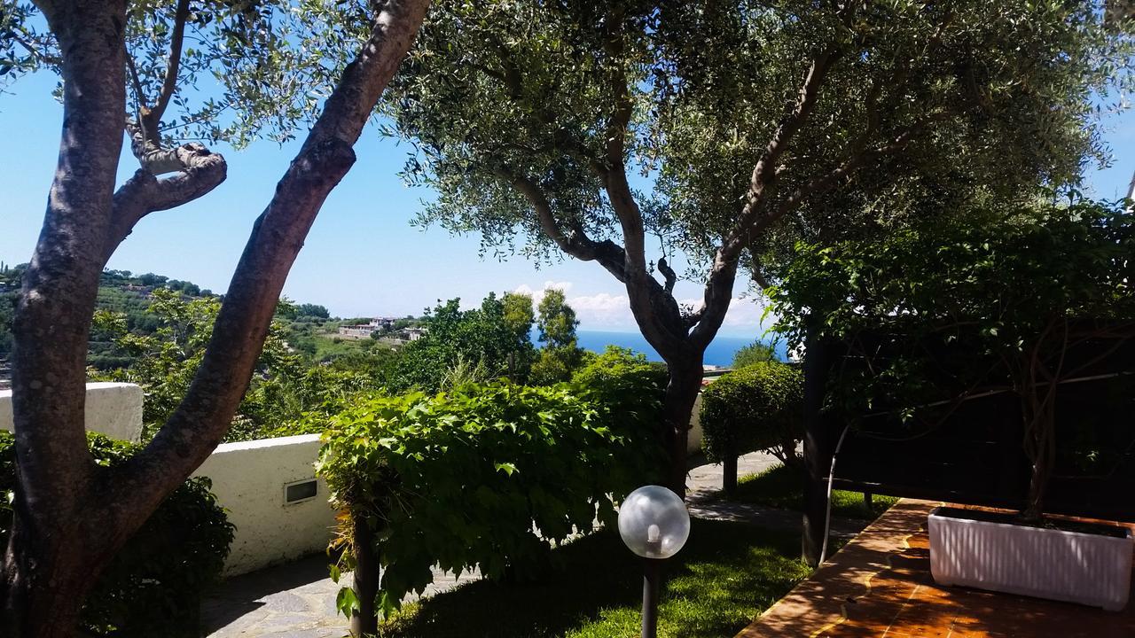 Appartamenti Luongo Forio di Ischia エクステリア 写真